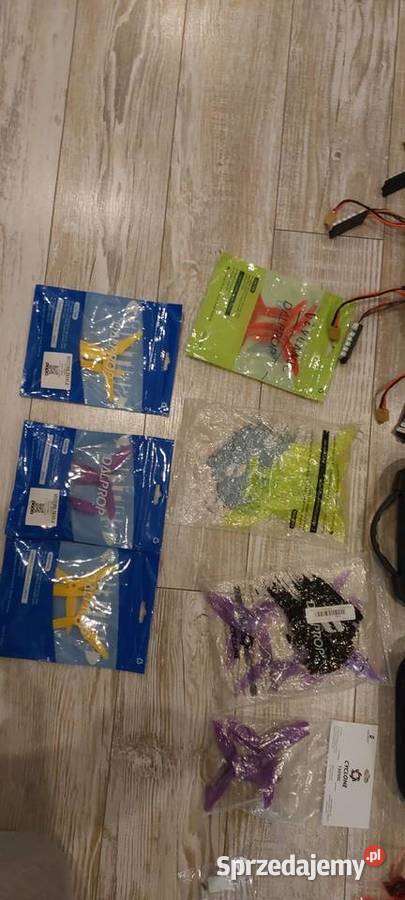 serdecznie sprzedam drona fpv zestaw