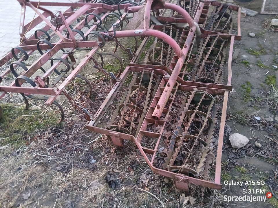 Kultywator agregat uprawowy