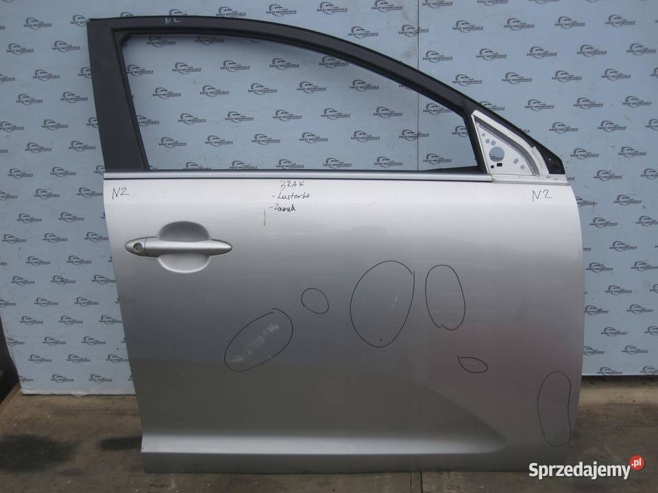 KIA SPORTAGE III 12r drzwi prawe przód