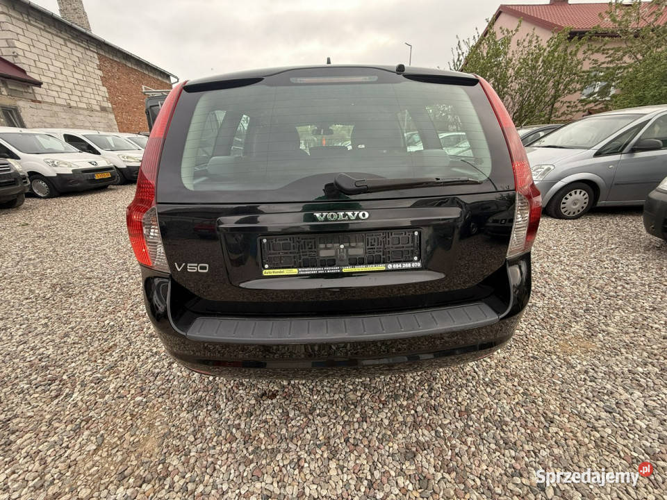 Volvo V50 Volvo V50 16B Lift 2007r Climatronic światła do jazdy dziennej sprzedam
