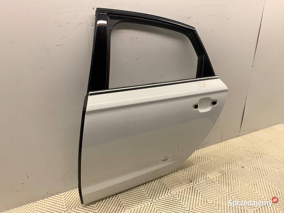 DRZWI LEWY TYŁ AUDI A6 C7 SedanLimuzyna 1018