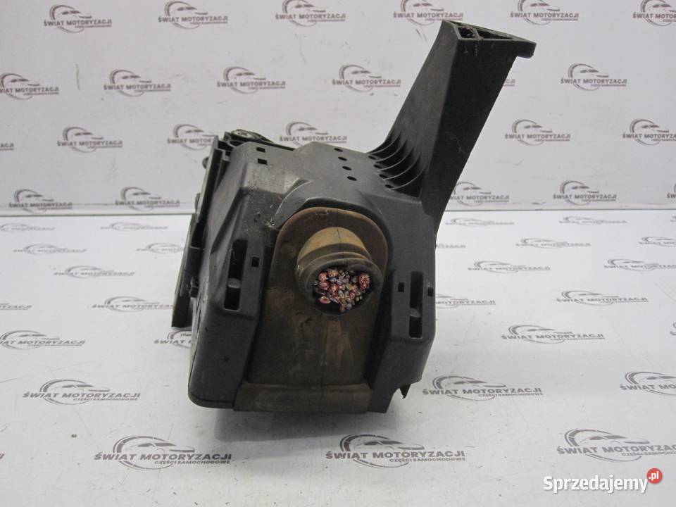 VOLVO XC90 I 03r skrzynka bezpieczników 9494210 sprzedam