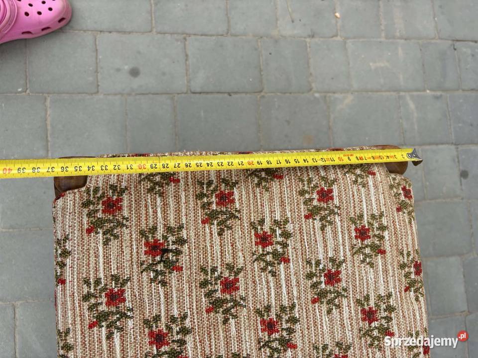 Taboret dębowy z materiałemMega wielkopolskie Ostrów Wielkopolski