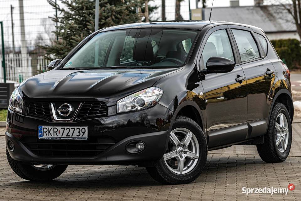 NISSAN QASHQAI Samochody osobowe