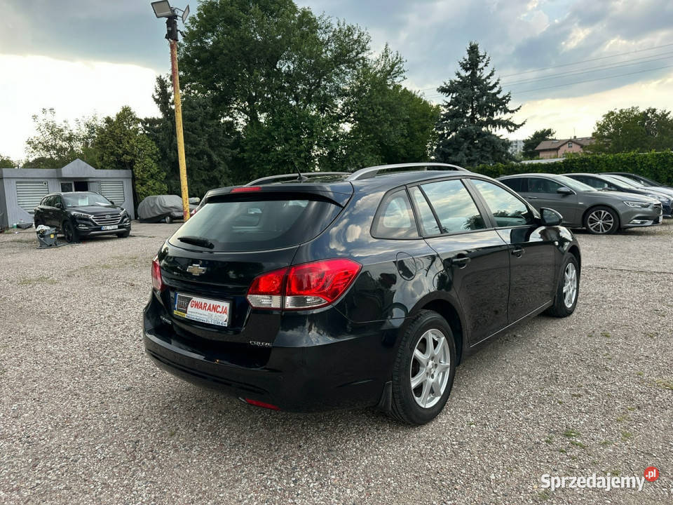 Chevrolet Cruze 16 benzynaSalon PolskaHistoria Warszawa