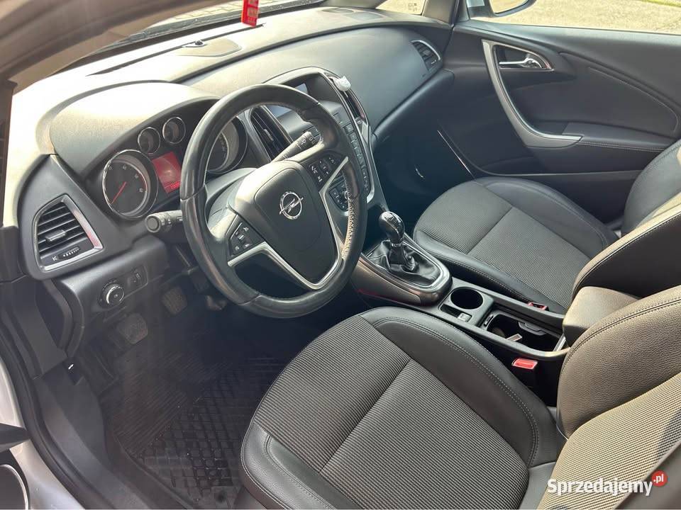 Opel Astra J 125KM Szczecin