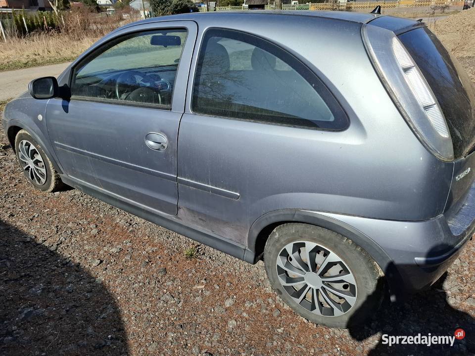 Opel Corsa 12 bezyna nieuszkodzony
