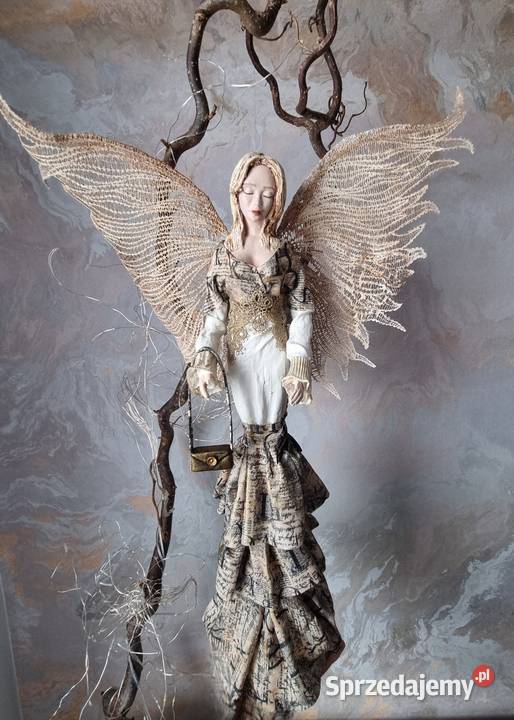 Szykowny Anioł gazeciany Zamość