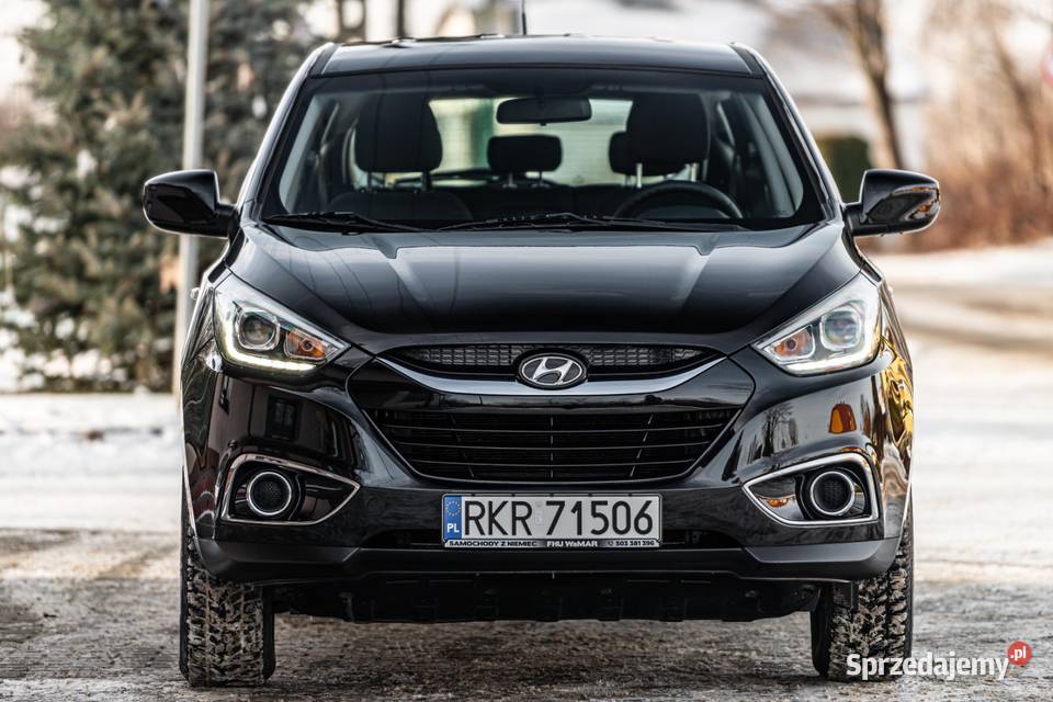 Hyundai ix35 20 benzyna napęd 4x4 autoalarm Targowiska