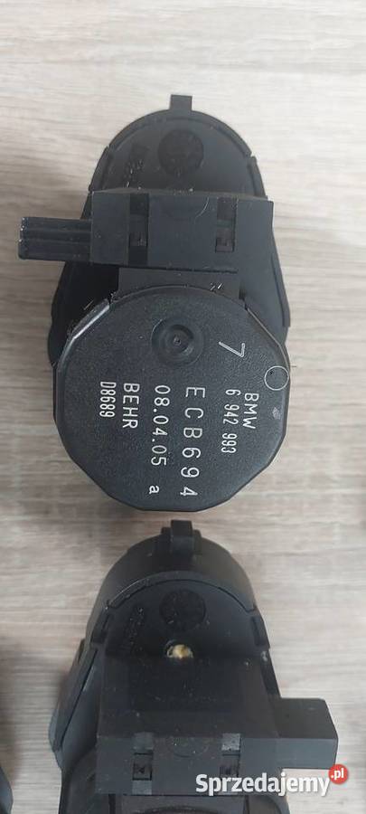 Silniczek nawiewu BMW E60 6942987 6942988 osobowe Szczecin sprzedam