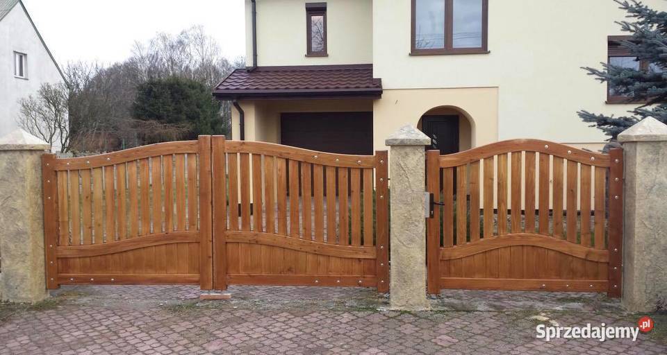 Brama drewniana model B6 Stanpor