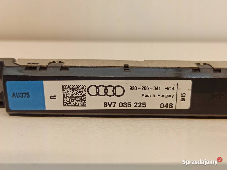 WZMACNIACZ ANTENOWY AUDI A3 8V 8V7035225 osobowe