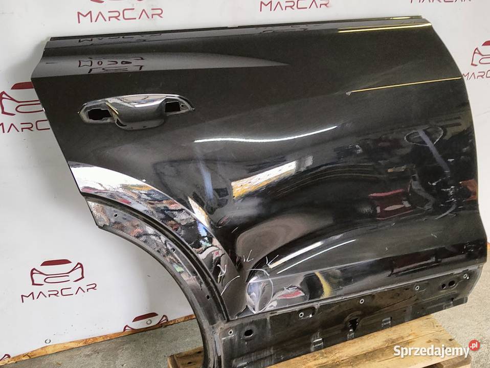 Drzwi Prawy Tył Audi Q8 2023 Listwy i nakładki Pleszew