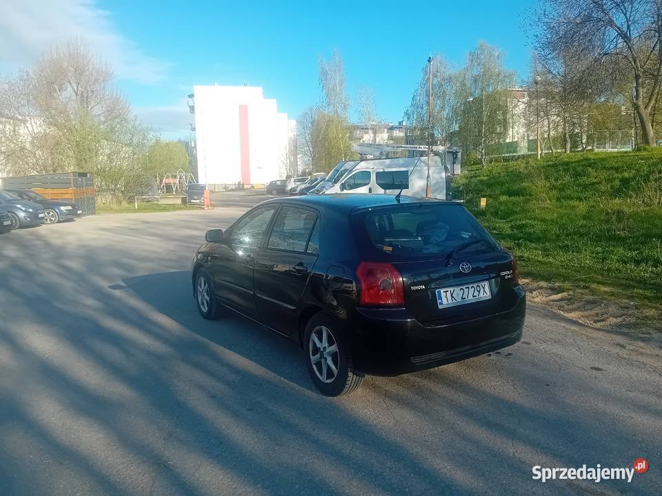 Toyota corolla 20 d4d 116 czarna sprawna 5 drzwi Kielce sprzedam