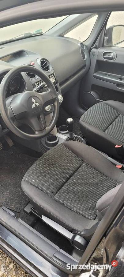 Mitsubishi Colt na łańcuszku stan ASR (kontrola trakcji) Radymno
