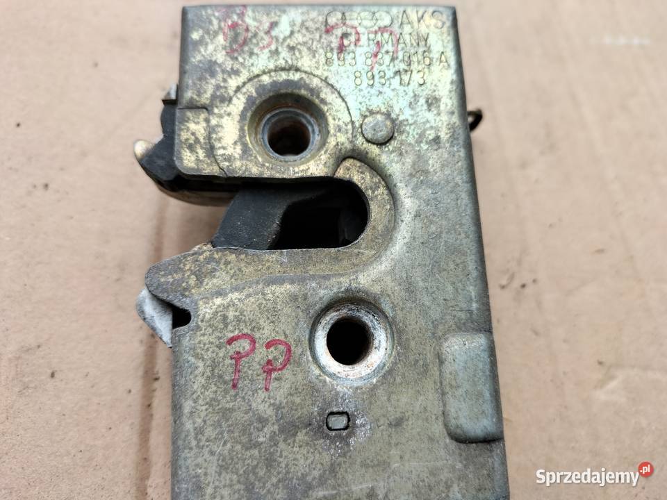 Audi 80 B3 80B3 893837016A ZAMEK DRZWI PRAWY Kamień-Kolonia sprzedam