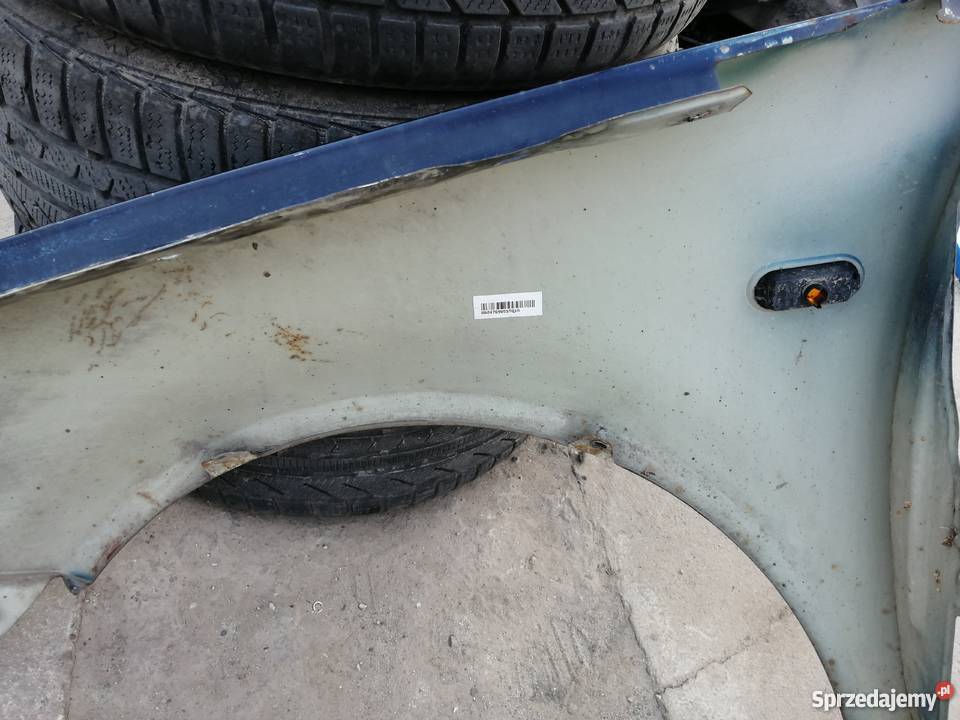 Błotnik prawy przód VW Golf 4 LC5H Chełm