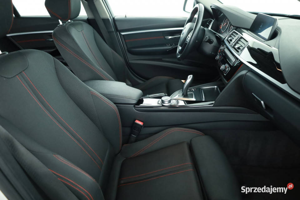 BMW 3 318 d klimatyzacja Seria 3 Piaseczno sprzedam