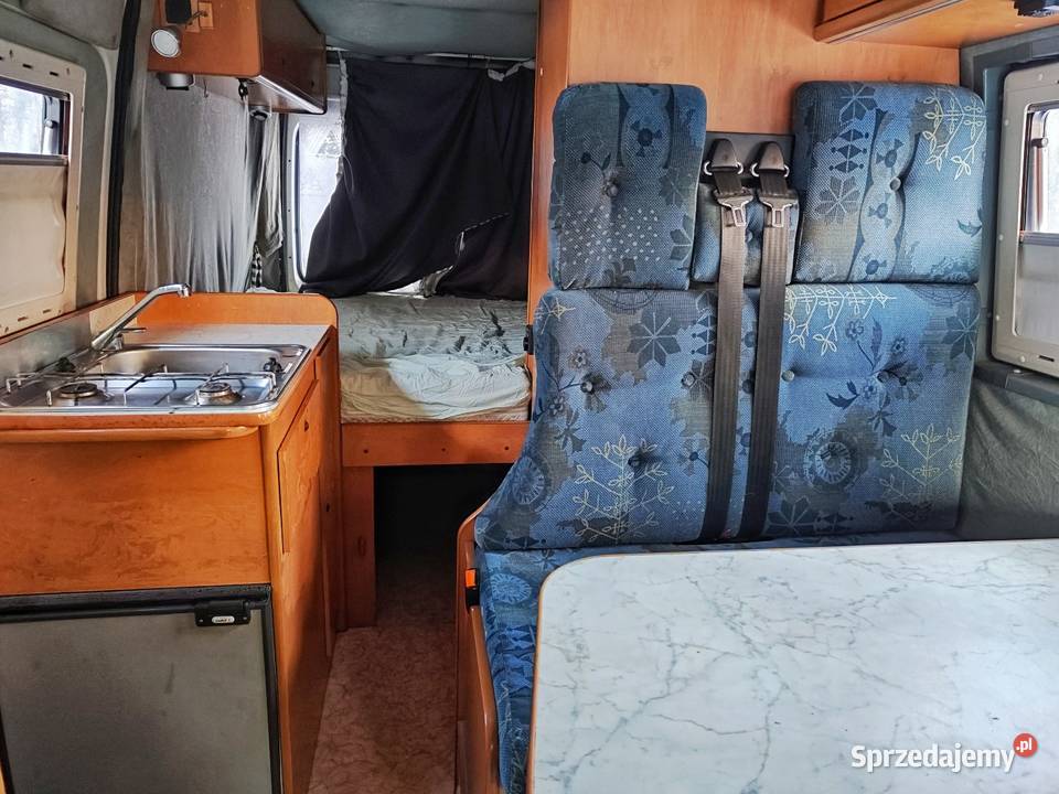 Kampervan Peugeot Boxer 25 TDI 107 koni Kraków