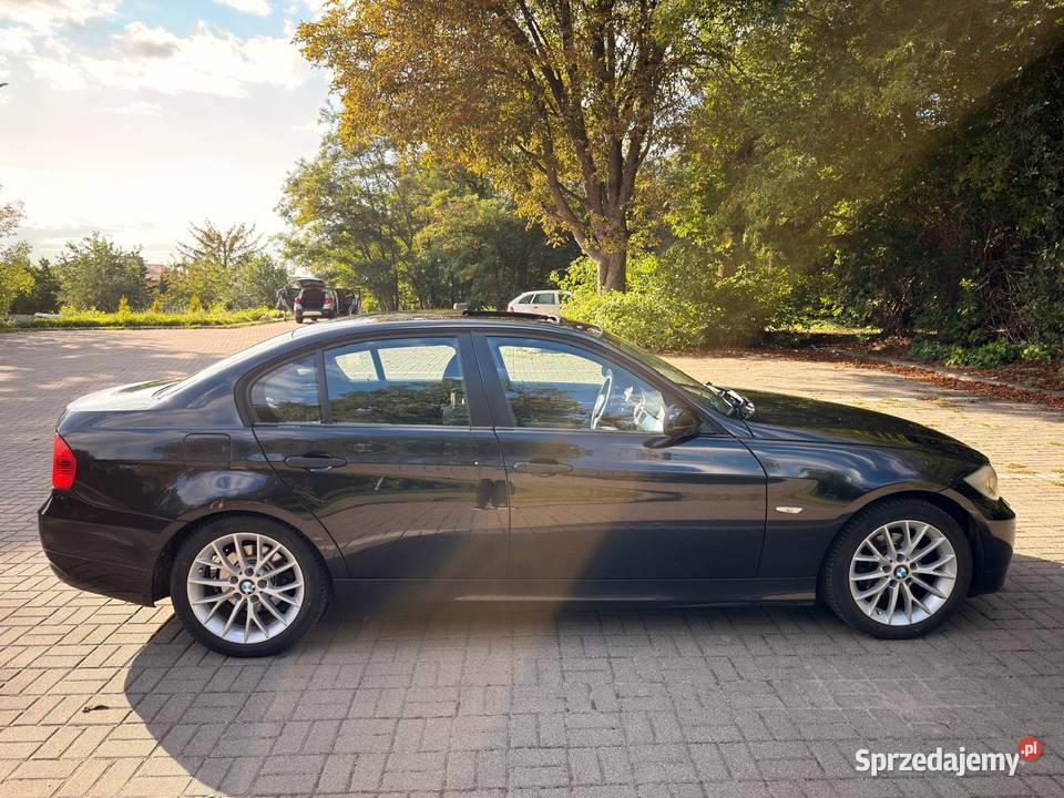 BMW E90 318i 2005 Rok produkcji 2005 Łódź