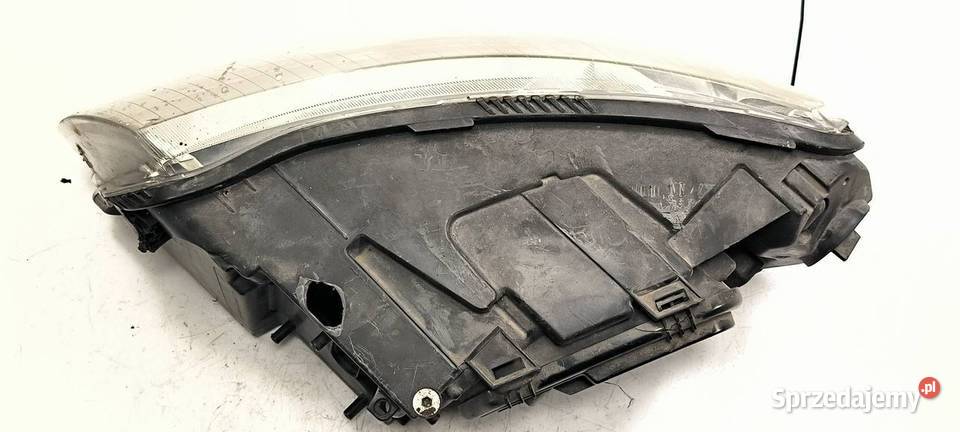 LAMPA PRAWA PRZÓD AUDI A6 C6 16016400R osobowe Lipno