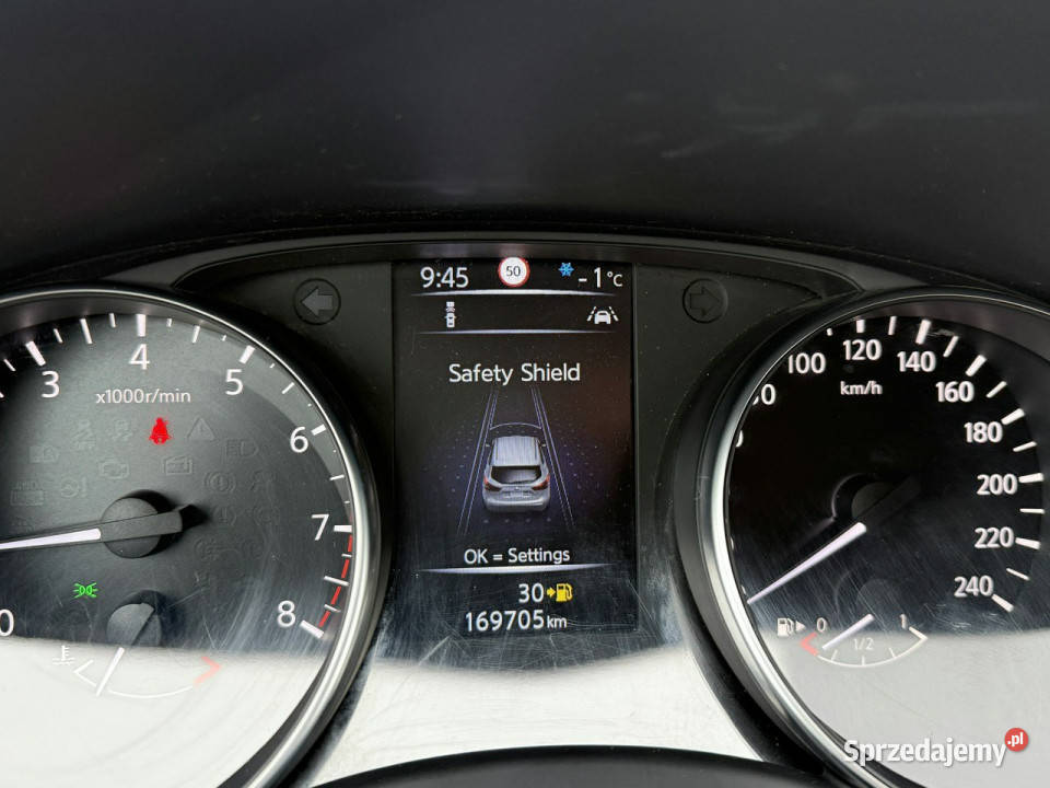Nissan Qashqai 12DIGT 115 Węgrów