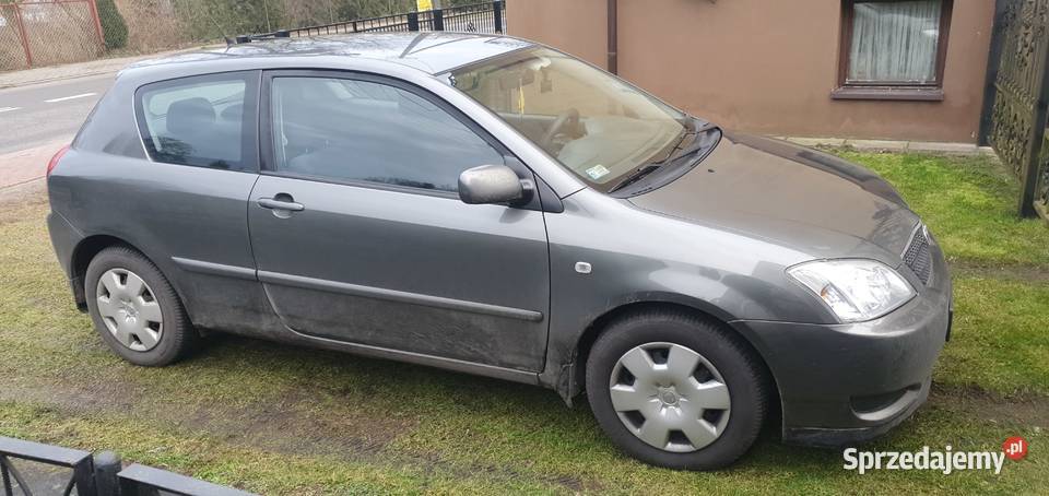 Toyota Corolla 16 benzyna 2003r Toyota Lubanie