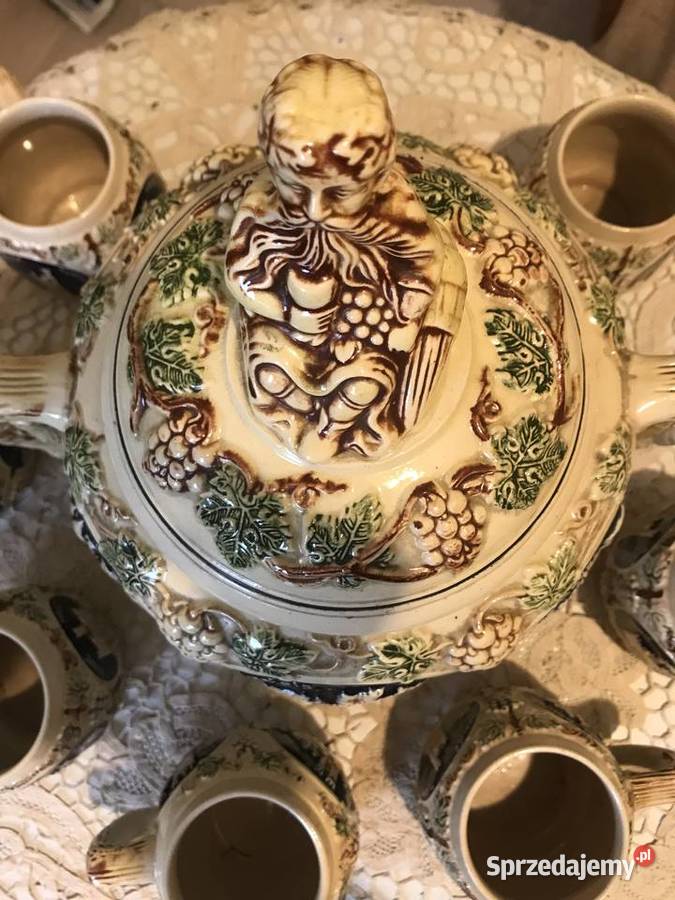 Antyk z manufaktury Wekara Porcelana i szkło Ryki