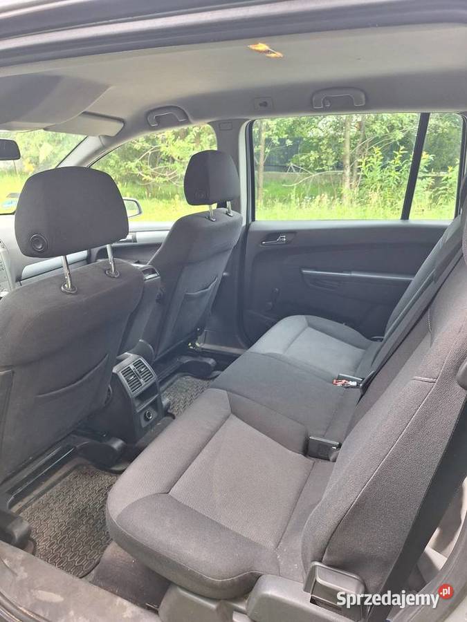 Opel Zafira B 19