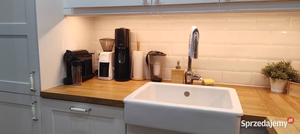 Pokój 13met Komedy WINDA Wrocław parter