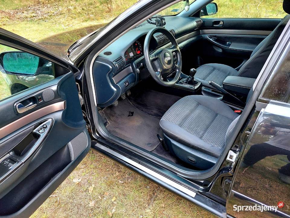 Audi a4b5 lift 19TDI 110 bez wkładu światła przeciwmgielne Czarna Woda sprzedam