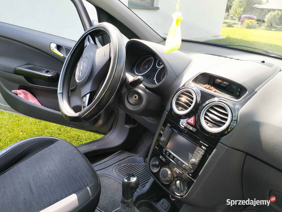 Opel Corsa D 2014r 12 benzyna manualna