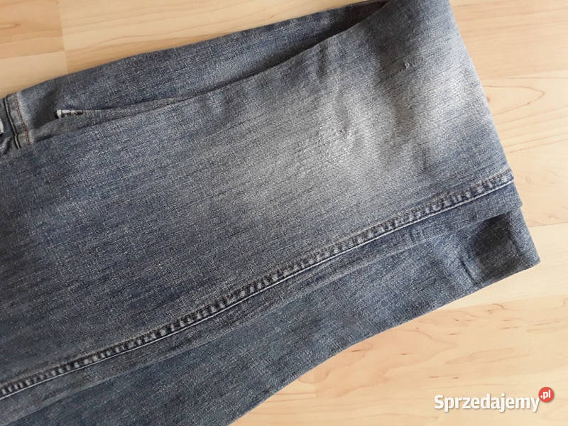 Spodnie jeans r 834R z rozszerzoną nogawką Oasis Warszawa