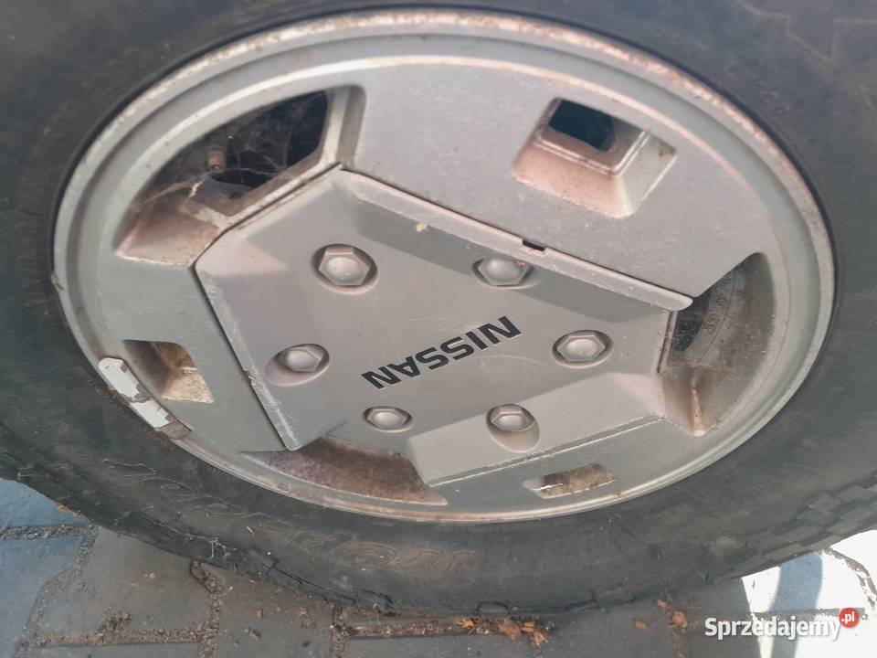 Nissan Terrano kola komplet felgi Czajków