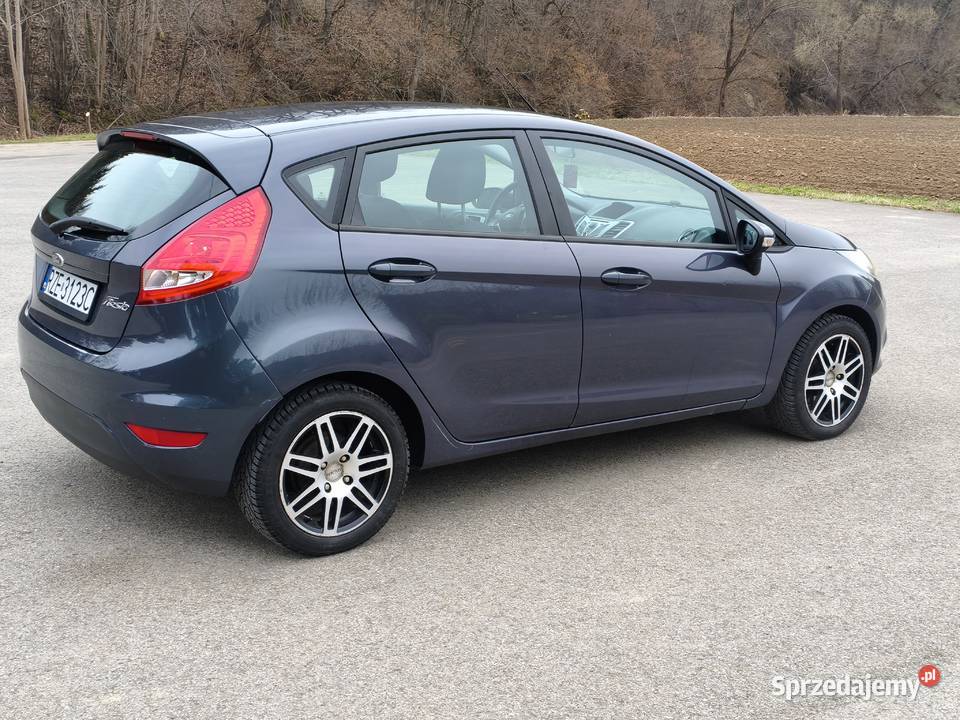 Ford Fiesta Mk7 14 TDCI manual niski przebieg podkarpackie Nozdrzec