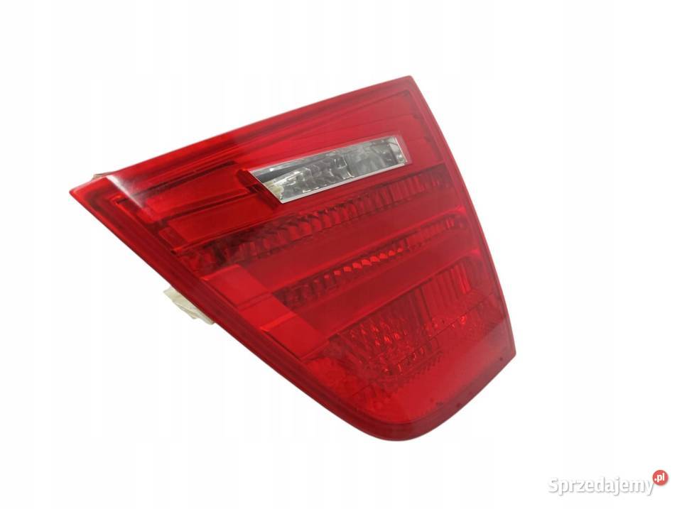 LAMPA TYŁ W KLAPĘ PRAWA KOMBI TOURING LIFT FL
