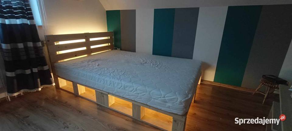 Nowoczesne łóżka z klasycznego drewna GrońWood Łóżka Łącko