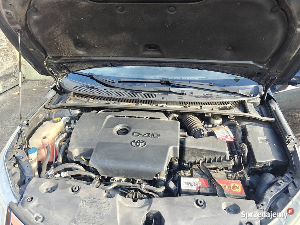 Toyota Avensis Lubin