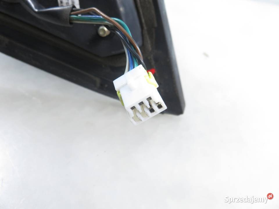 LUSTERKO PRAWE MITSUBISHI PAJERO PININ