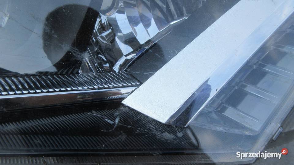 REFLEKTOR PRAWY LAMPA PRAWA PRZÓD TOYOTA RAV4 IV Ruda Śląska