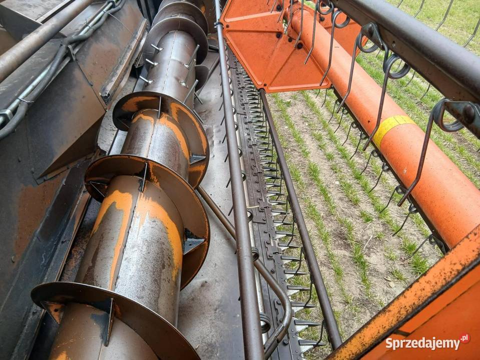 Kombajn Dronningborg D7500