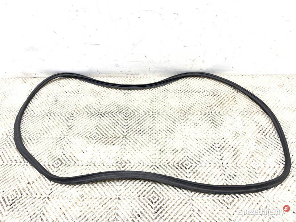 USZCZELKA KLAPY BAGAŻNIKA AUDI Q5 FY SUV osobowe podkarpackie