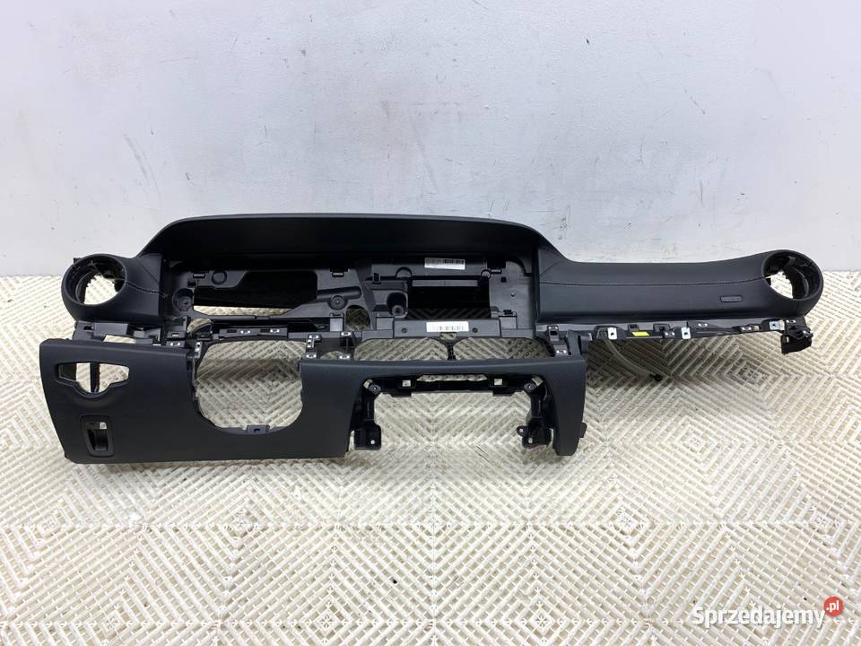 KOKPIT Z PODUSZKĄ PASAŻERA MERCEDES CLS