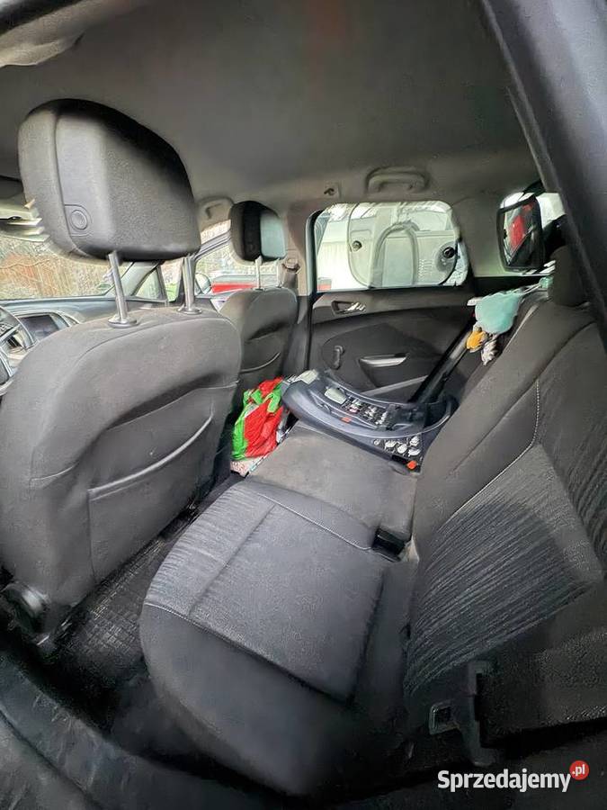 Opel Astra J kombi 14 turbo 140 2011 nieuszkodzony Głogów