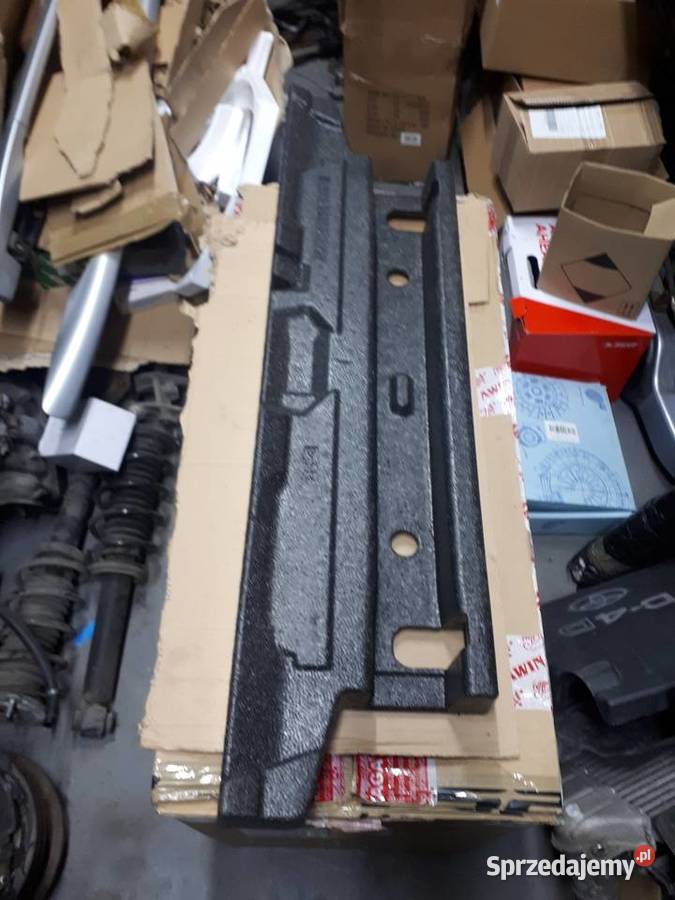 Wytlaczanka bagażnika Avensis T25 Kombi Sandomierz