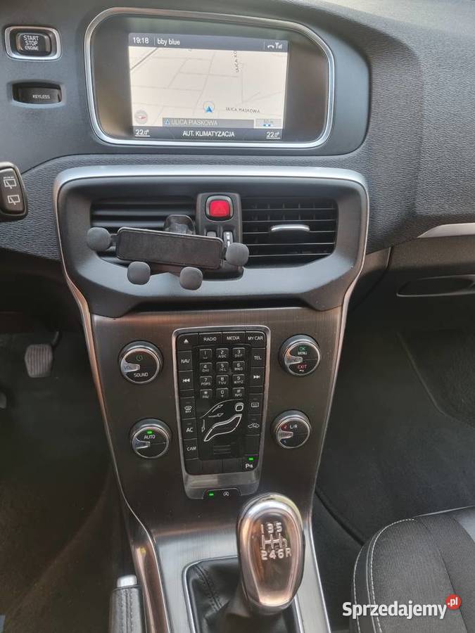VOLVO V40 150 diesel