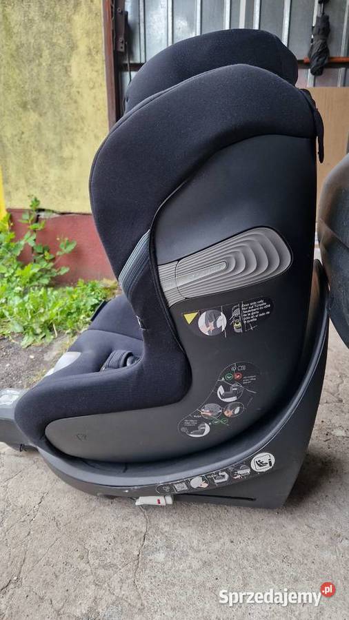 Fotelik samochodowy Cybex Sirona 76 104 z bazą Chorzów