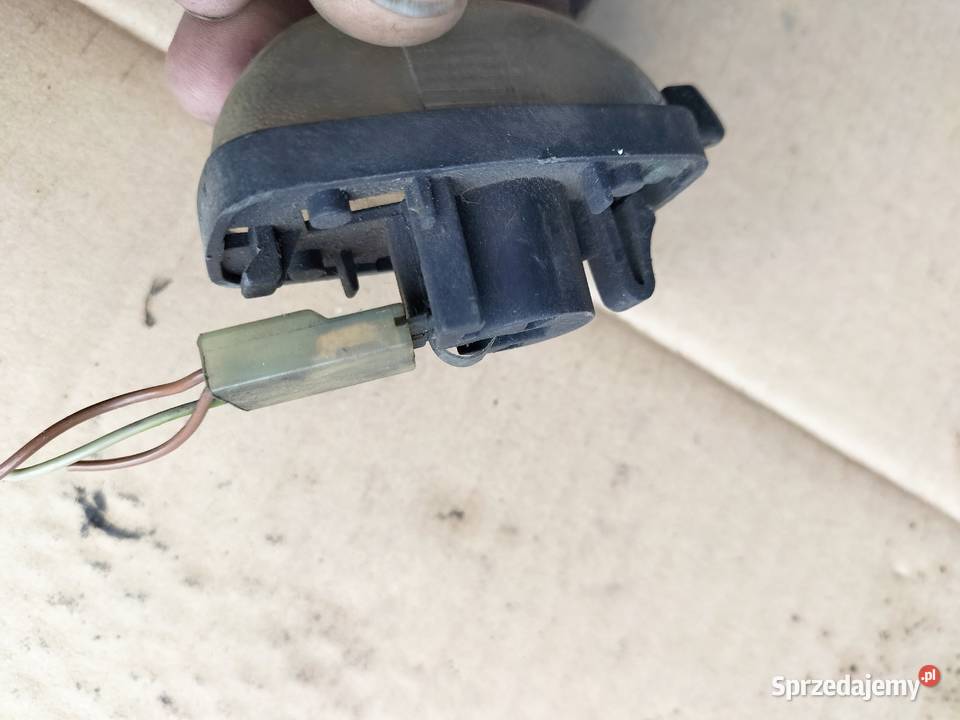 AUDI 80 B3 80B3 LAMPKA MASKI PODŚWIETLENIE Kamień-Kolonia