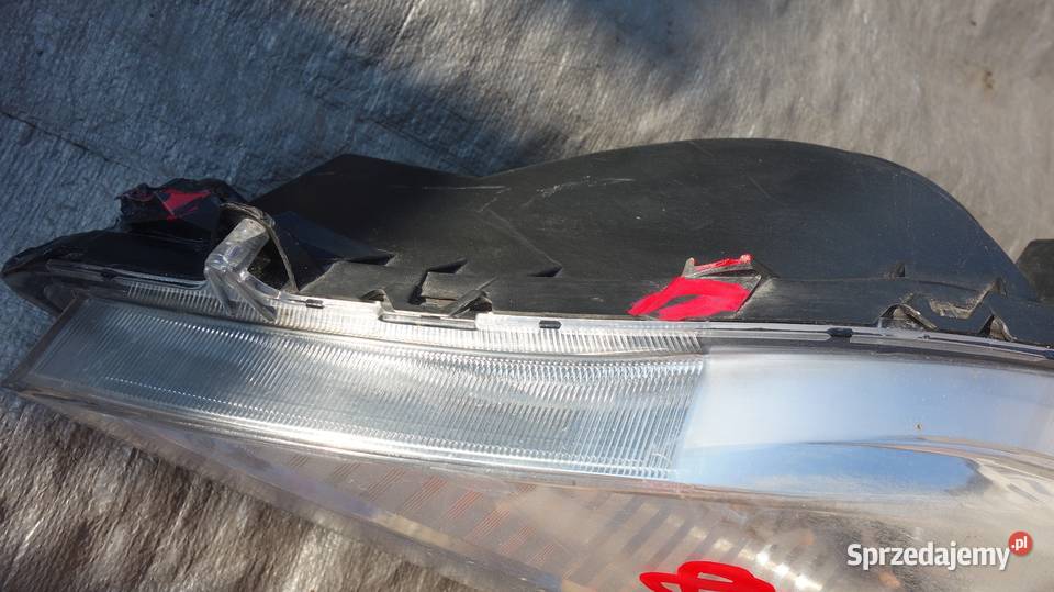 TOYOTA SIENNA 2011 REFLEKTOR LAMPA PRZÓD LEWA śląskie
