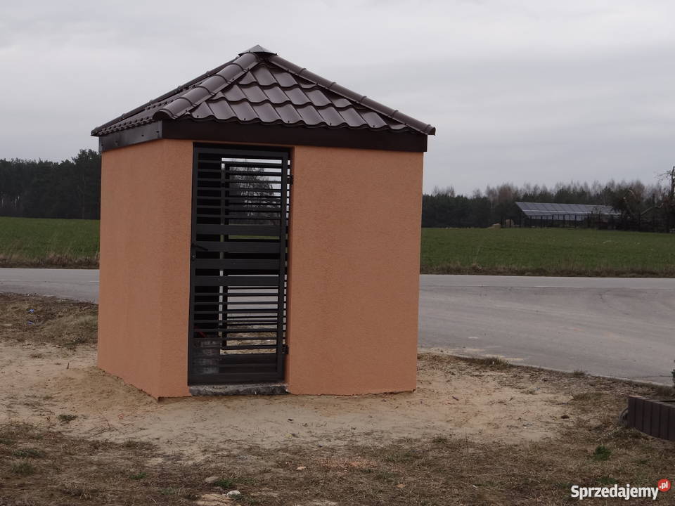 śmietnik betonowy altanka ogrodowa piwnica Wierzbica